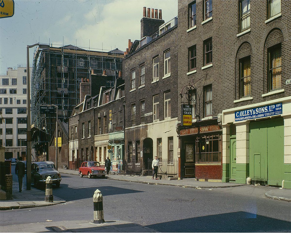 "East End In Colour" รูปถ่าย Kodachrome หายากและงดงามในกรุงลอนดอนใน